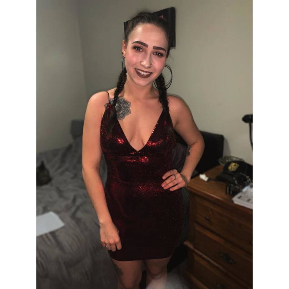 Meet your Posher, Tiffany